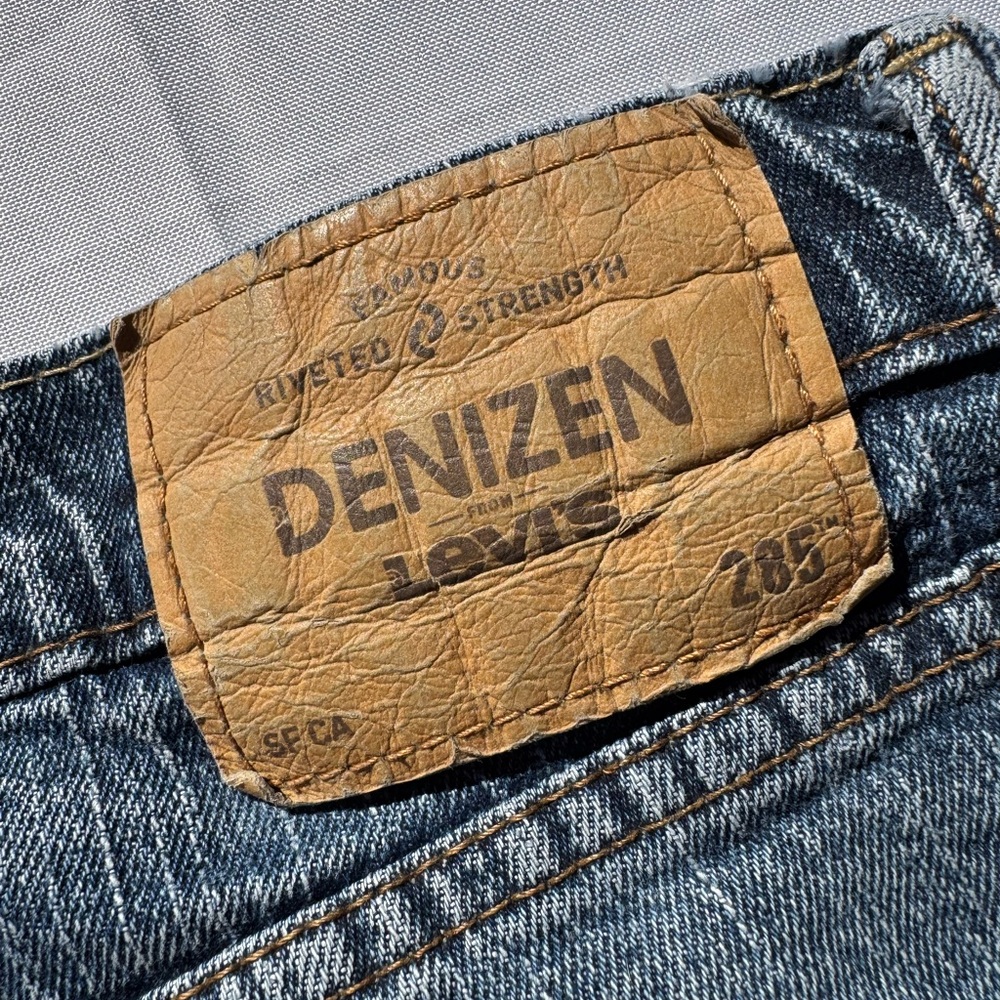 Denizen from Levi's Men's Blue Jeans-DISTRESSED - Picture 2 of 16